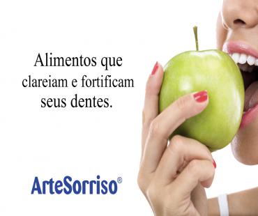 Alimentos que fortificam e clareiam seus dentes  